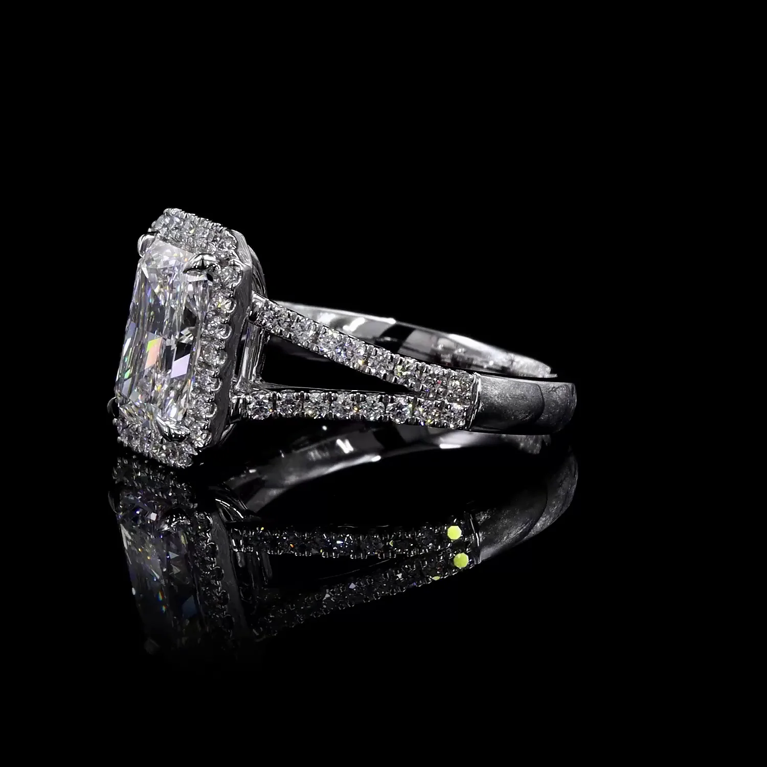 1.88 Cts 14k White Gold Radiant Shape Split Shank Ring - Image 3