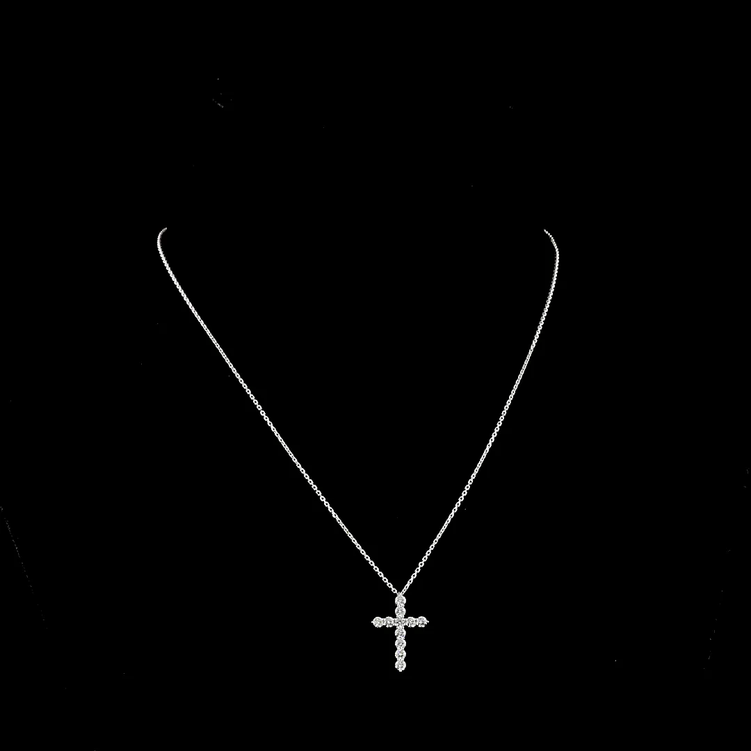 0.66 Cts 14k White Gold Round Shape Symbol Pendant - Video