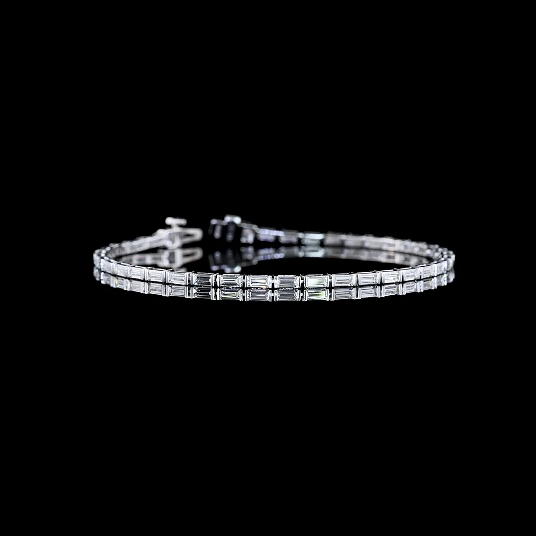 3.08 Cts 14k White Gold Baguette Shape Tennis Bracelet - Video
