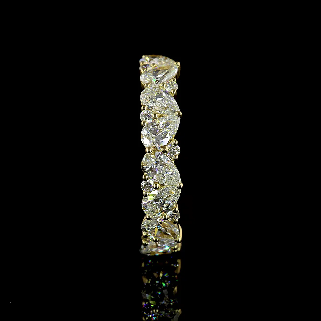 1.6 Cts 14k Yellow Gold Pear Shape Half Eternity Eternity Band - Image 2