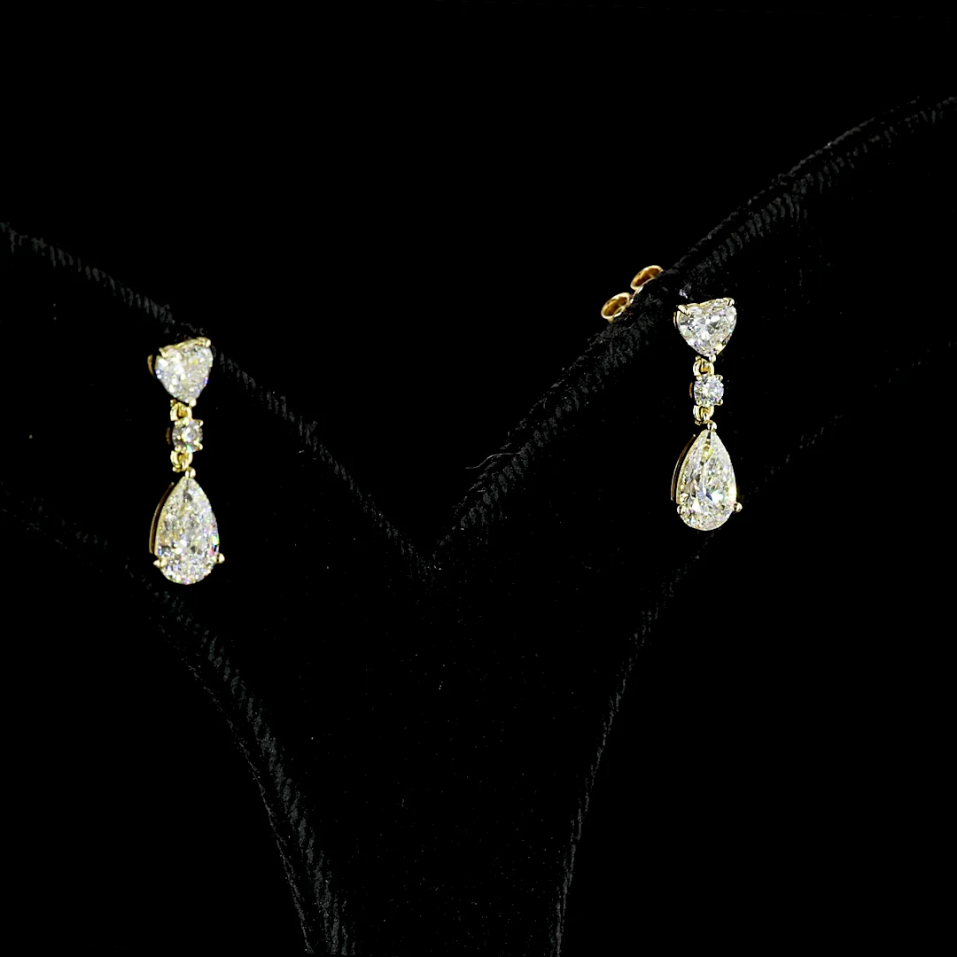 1.64 Cts 14k Yellow Gold Mix Shape Hanging Earring - Video