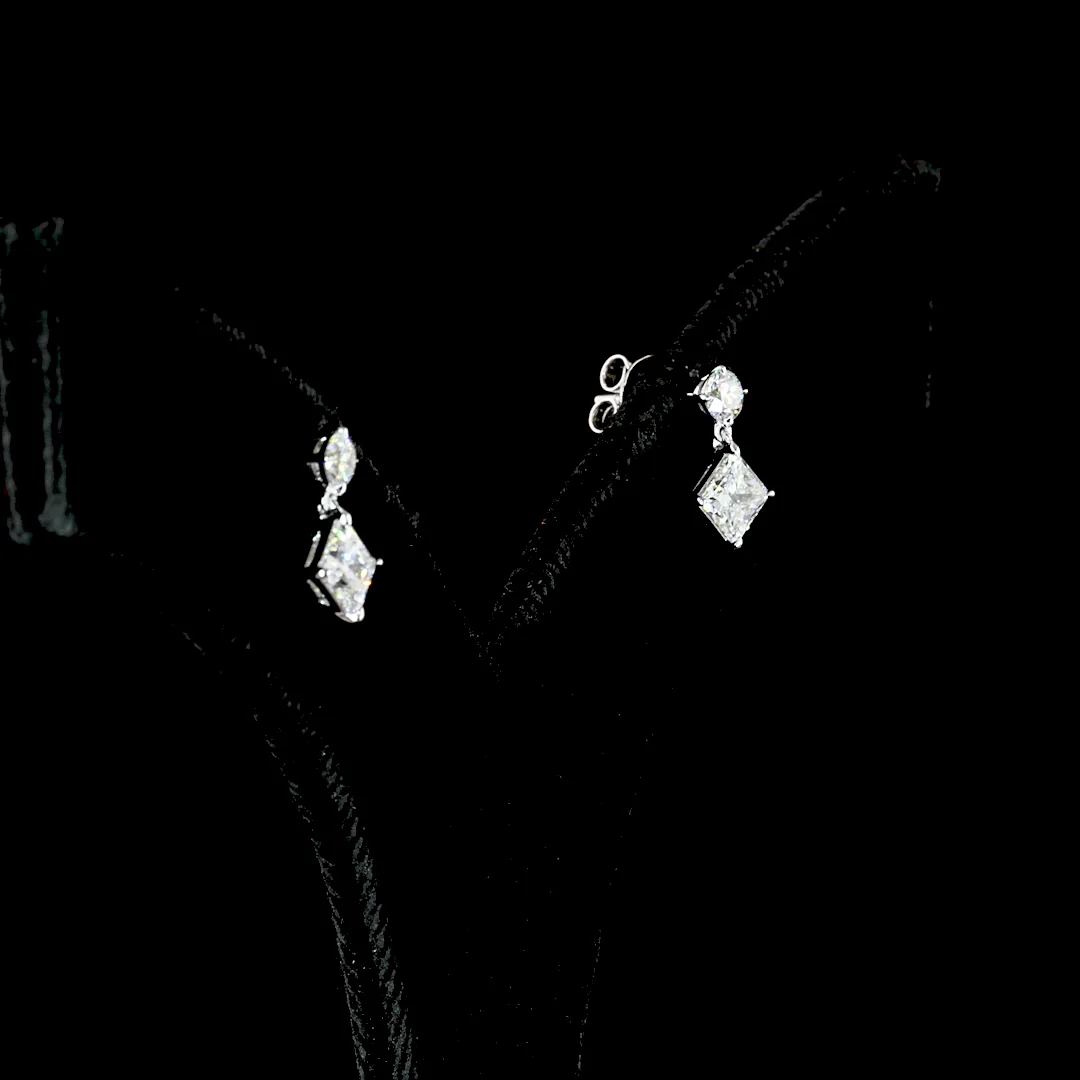 1.44 Cts 14k White Gold Princess Shape Hanging Earring - Video