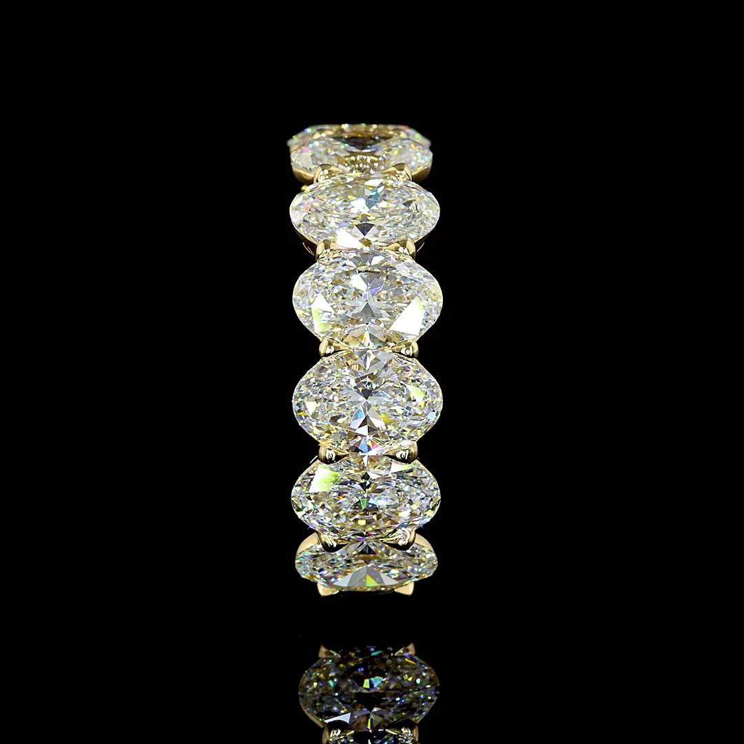 3.93 Cts 14k Yellow Gold Oval Shape 7 Stones Eternity Band - Image 4