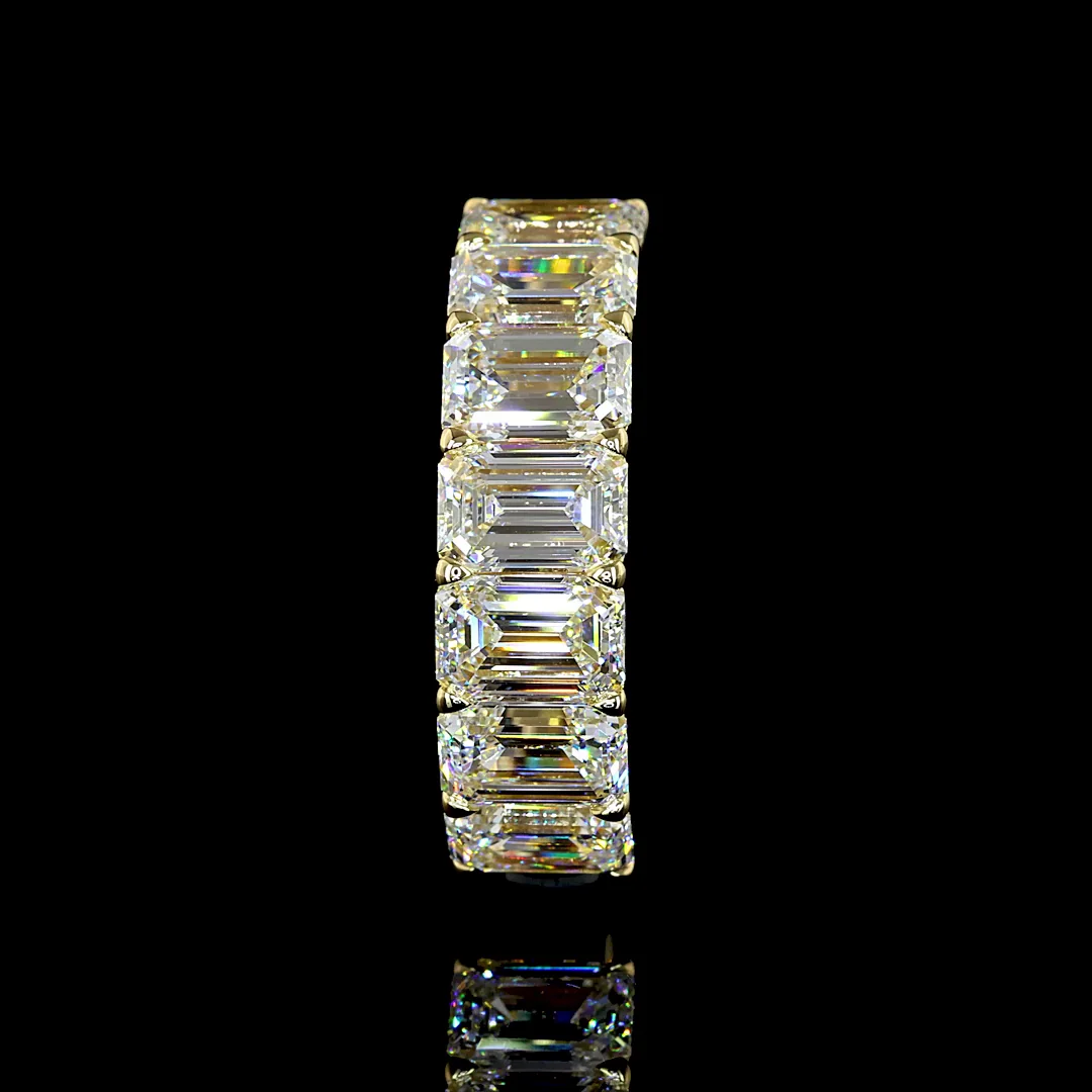 3.99 Cts 14k Yellow Gold Emerald Shape 7 Stones Eternity Band - Image 3