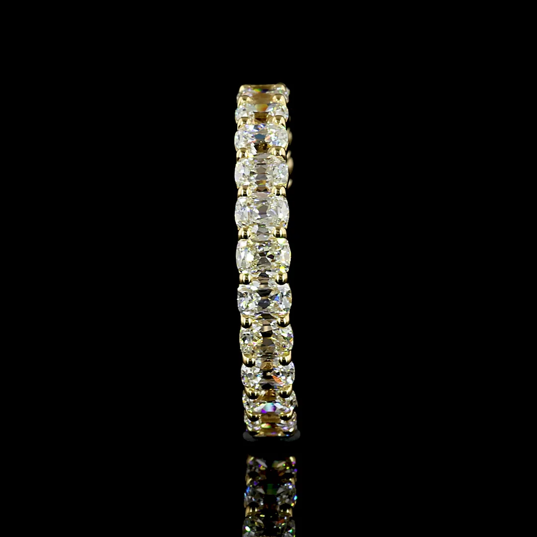 1.79 Cts 14k Yellow Gold Antique Cushion Shape 3/4 Band Eternity Band - Image 4