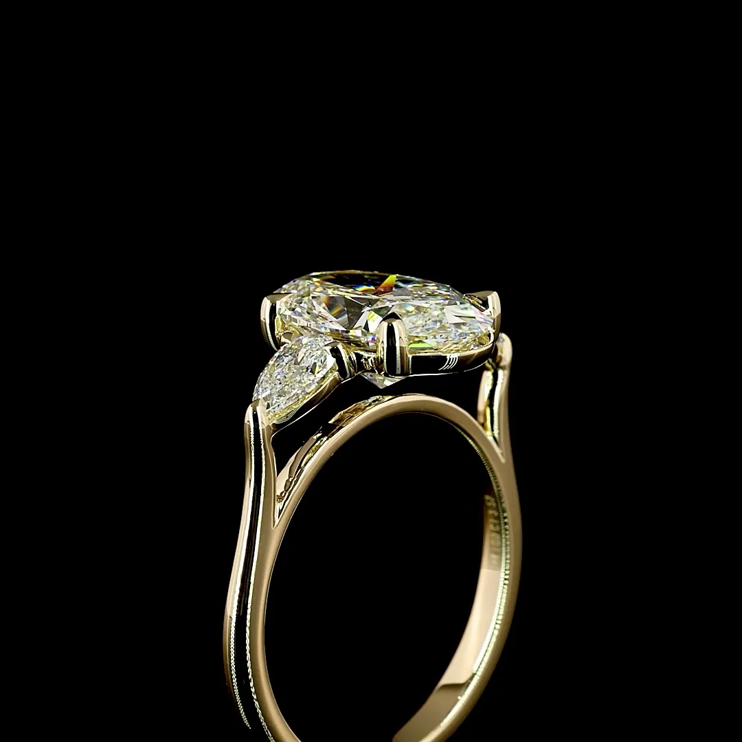3.52 Cts 14k Yellow Gold Oval Shape 3 Stones Ring - Image 4