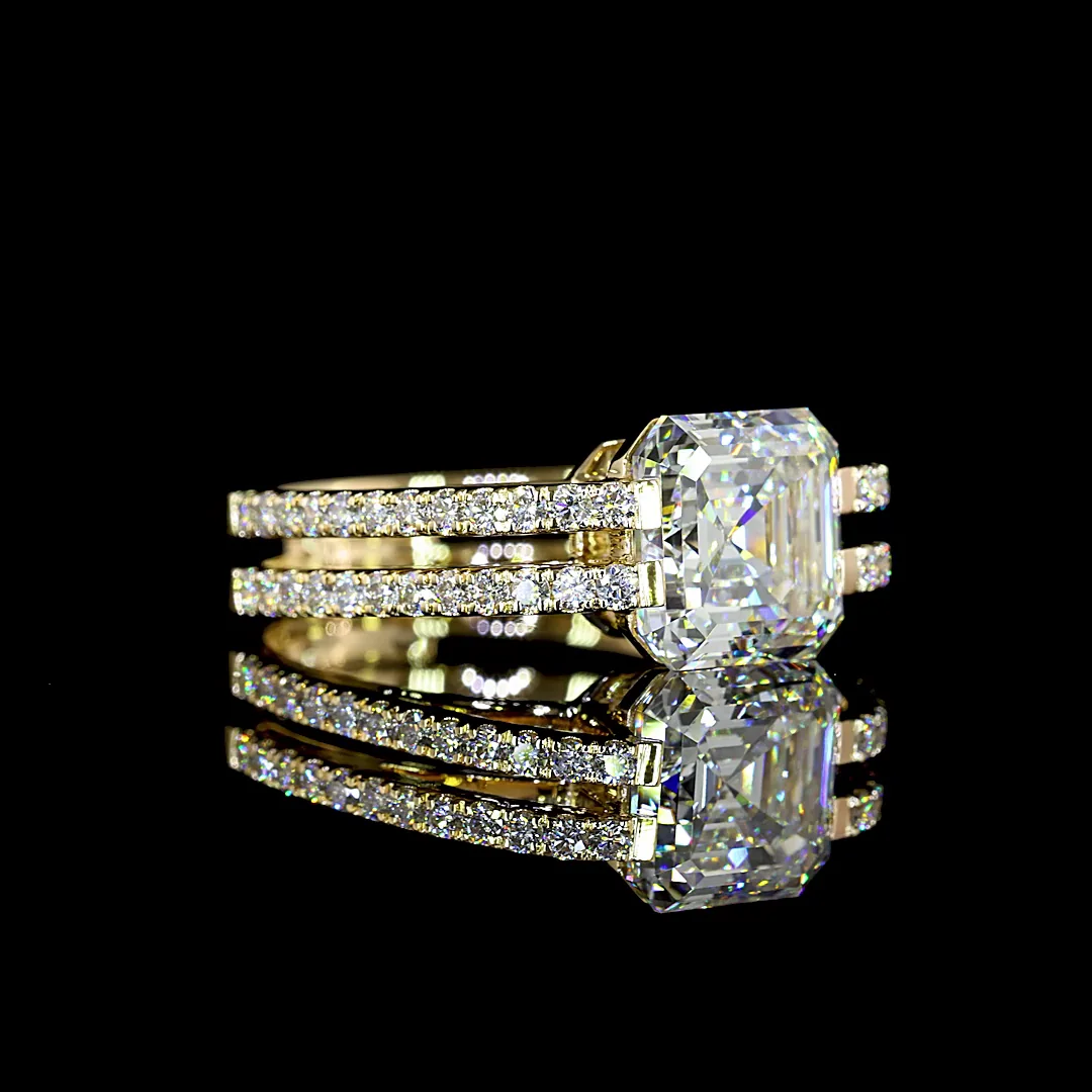 3.55 Cts 14k Yellow Gold Asscher Shape Special Ring - Video