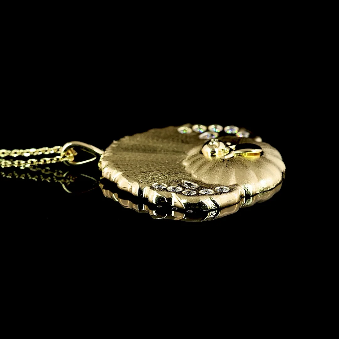 0.38 Cts 14k Yellow Gold Pear Shape Symbol Pendant - Image 2