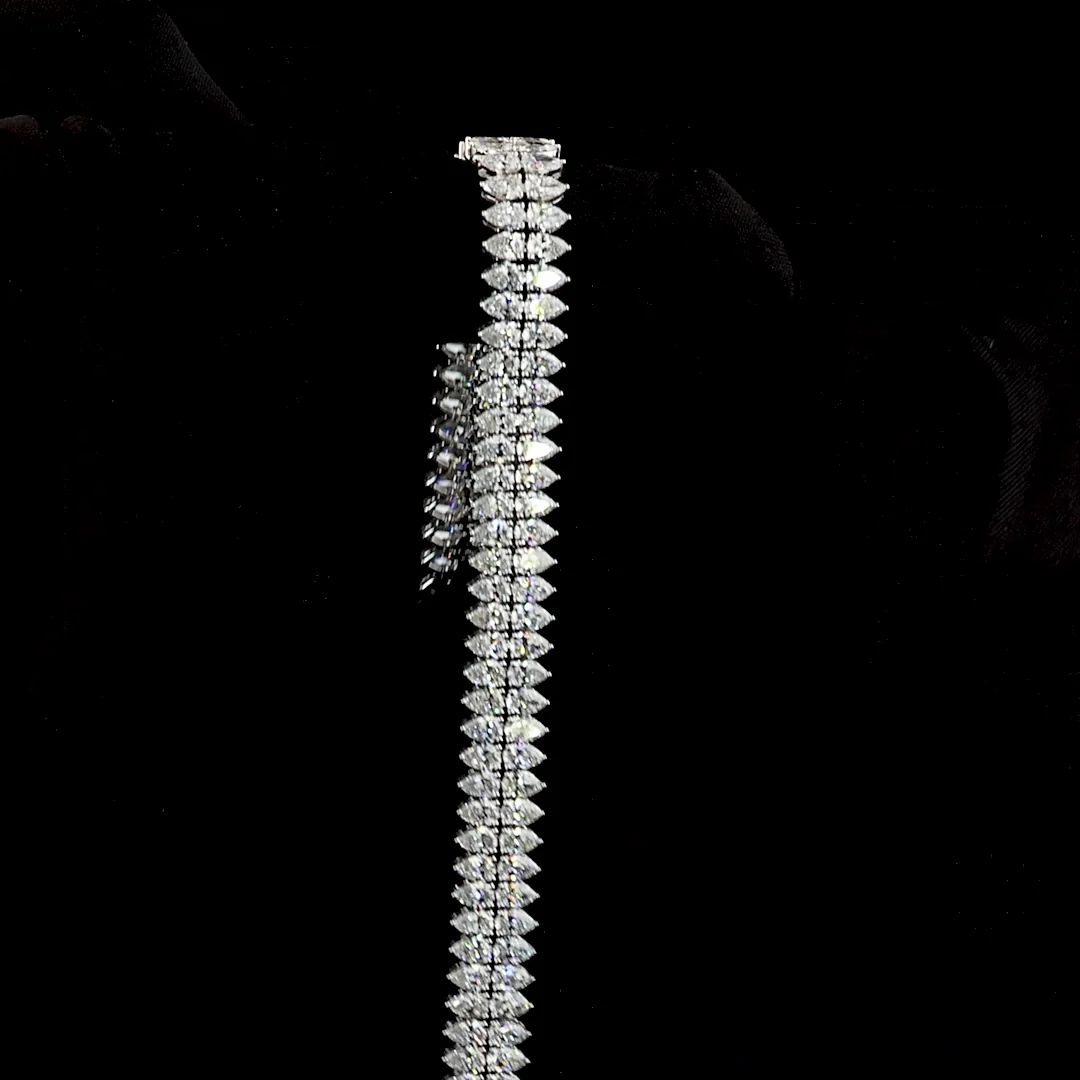 14.65 Cts 14k White Gold Pear Shape Special Bracelet - Image 3