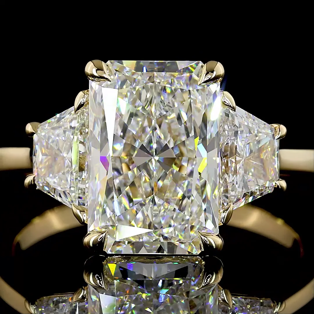 4.15 Cts 14k Yellow Gold Radiant Shape 3 Stones Ring - Image 3