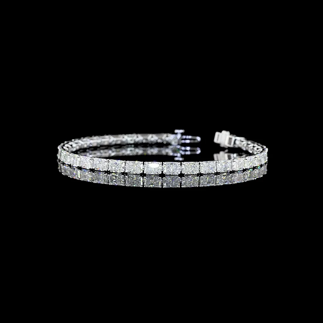 11.77 Cts 14k White Gold Radiant Shape Tennis Bracelet - Video