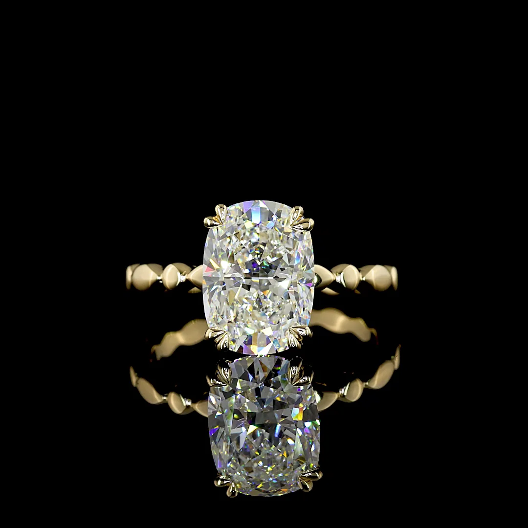 3.02 Cts 14k Yellow Gold Cushion Brilliant Shape Special Ring - Video