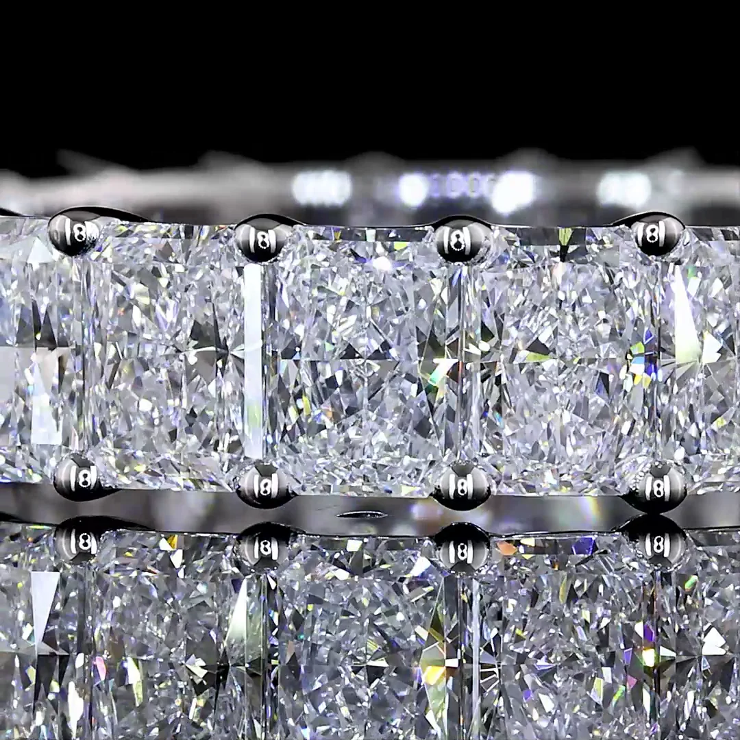 4.02 Cts 18k White Gold Radiant Shape Eternity Band Eternity Band - Image 3