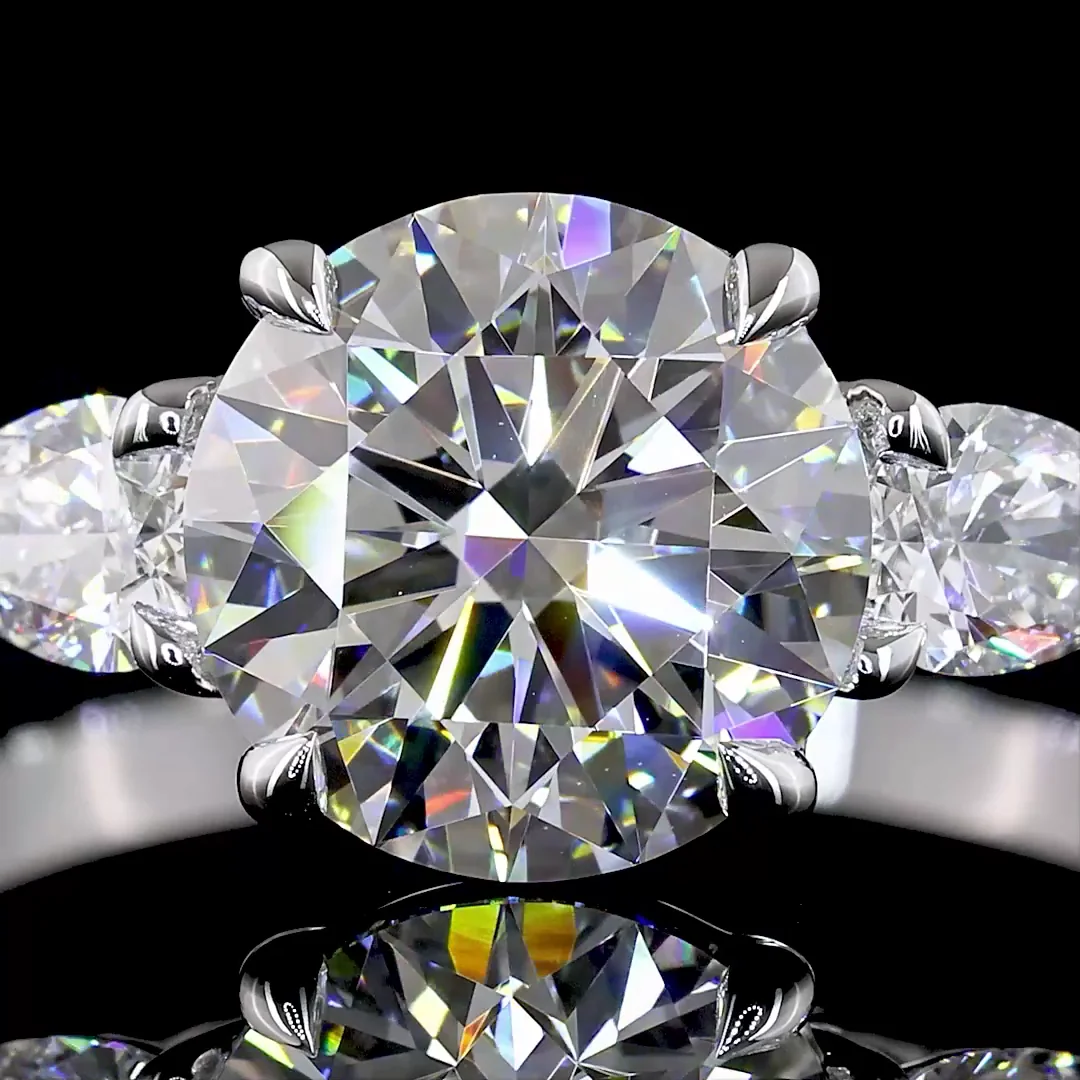 2.61 Cts 18k White Gold Mix Shape 3 Stones Ring - Image 3