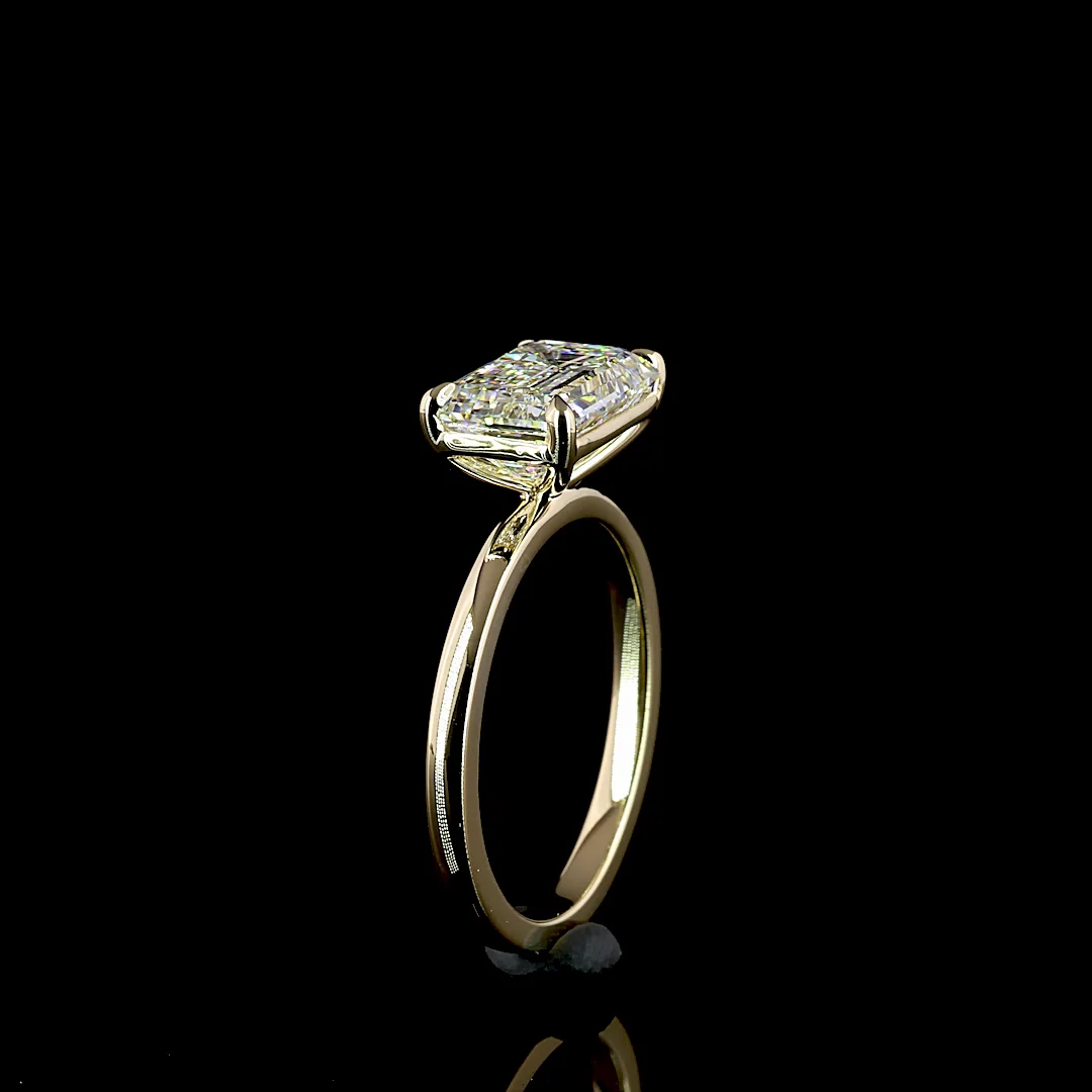 3.04 Cts 14k Yellow Gold Emerald Shape Solitaire Ring - Image 4