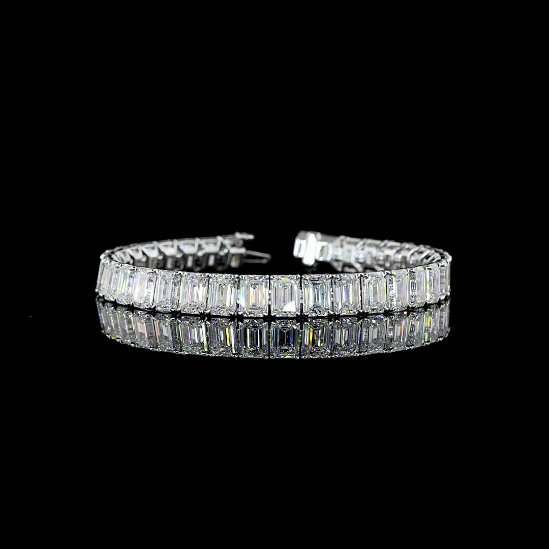 35.64 Cts 14k White Gold Emerald Shape Tennis Bracelet - Video
