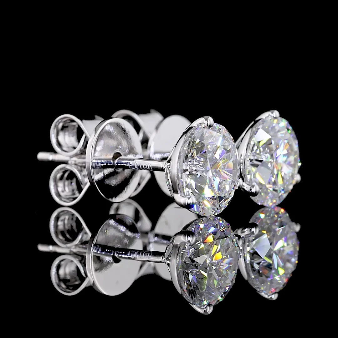 1.48 Cts 14k White Gold Round Shape Martini Earring - Video