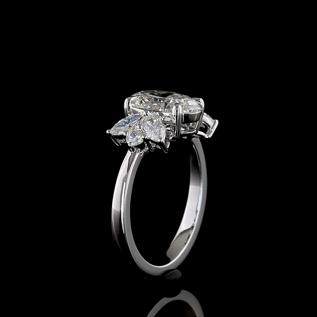 2.61 Cts 14k White Gold Oval Shape Special Ring - Image 4