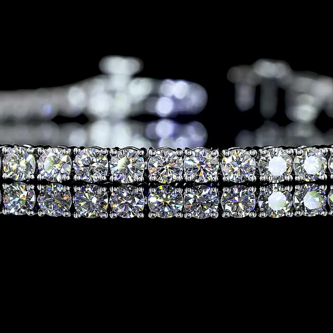 3.07 Cts 14k White Gold Round Shape Tennis Bracelet - Image 2