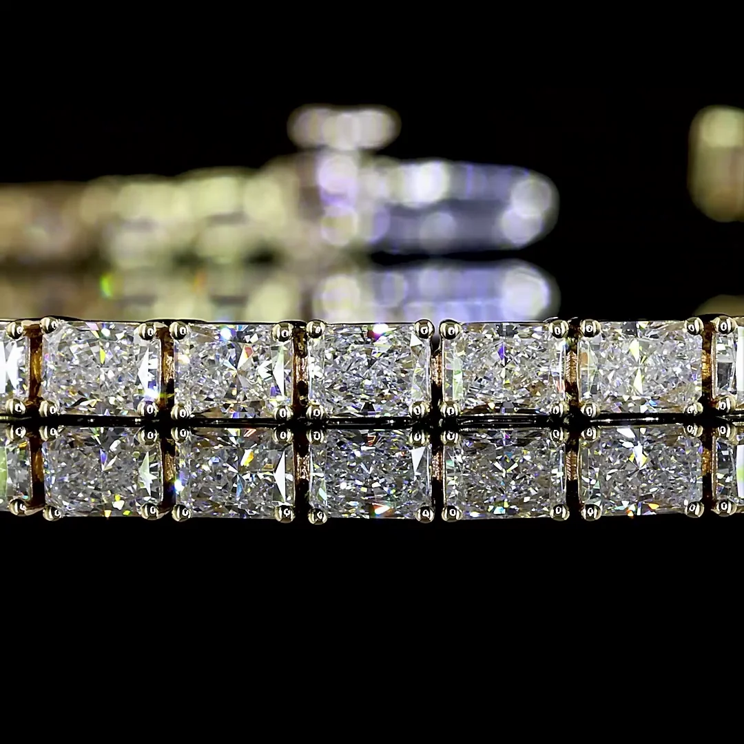 5.28 Cts 14k Yellow Gold Radiant Shape Tennis Bracelet - Image 2
