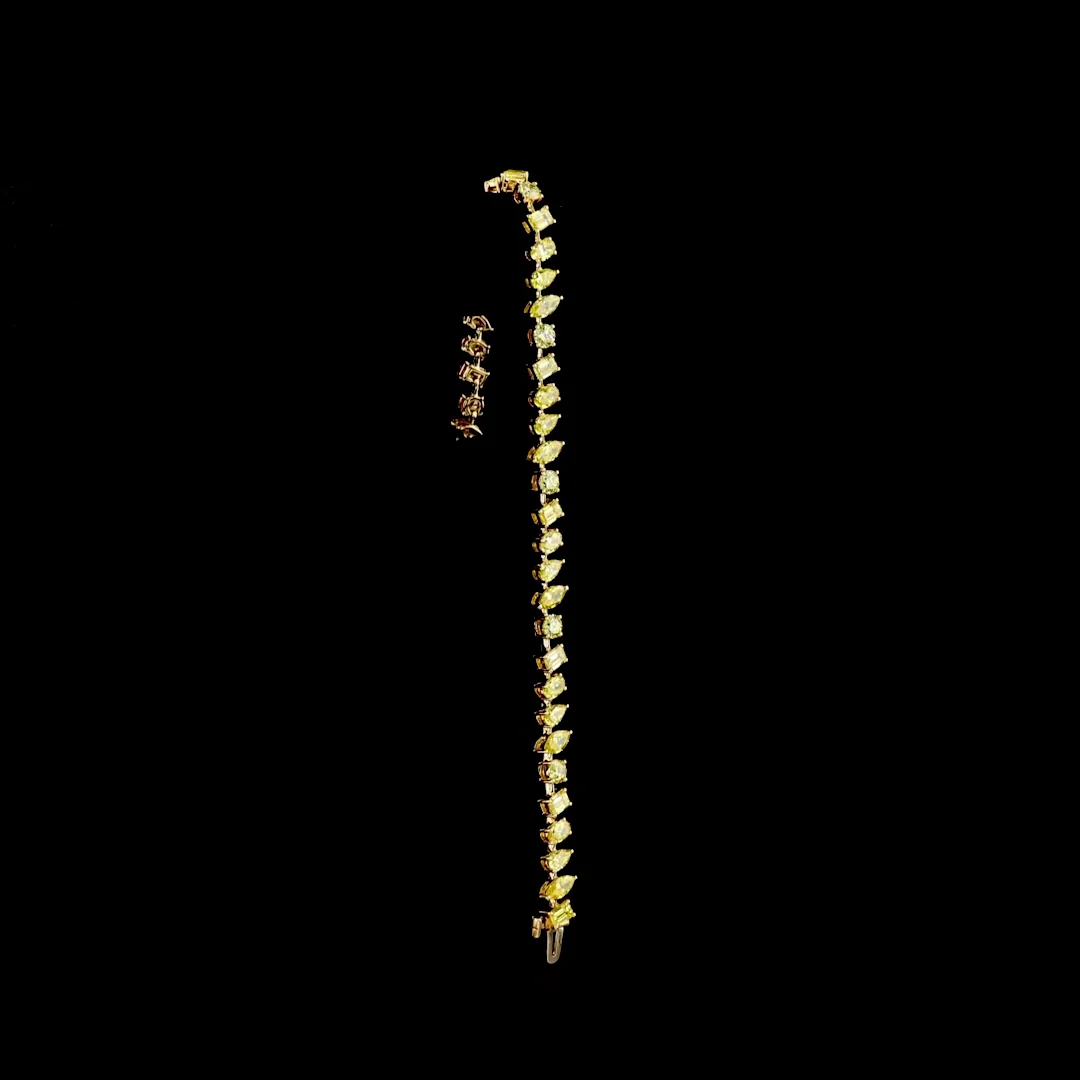 8.44 Cts 18k Yellow Gold Mix Shape Station Bracelet - Image 3
