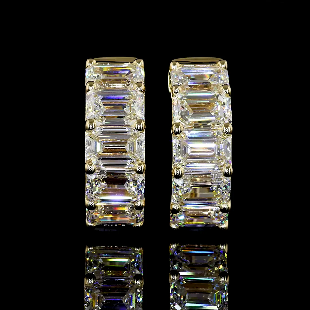 3.26 Cts 14k Yellow Gold Emerald Shape Huggies Earring - Video