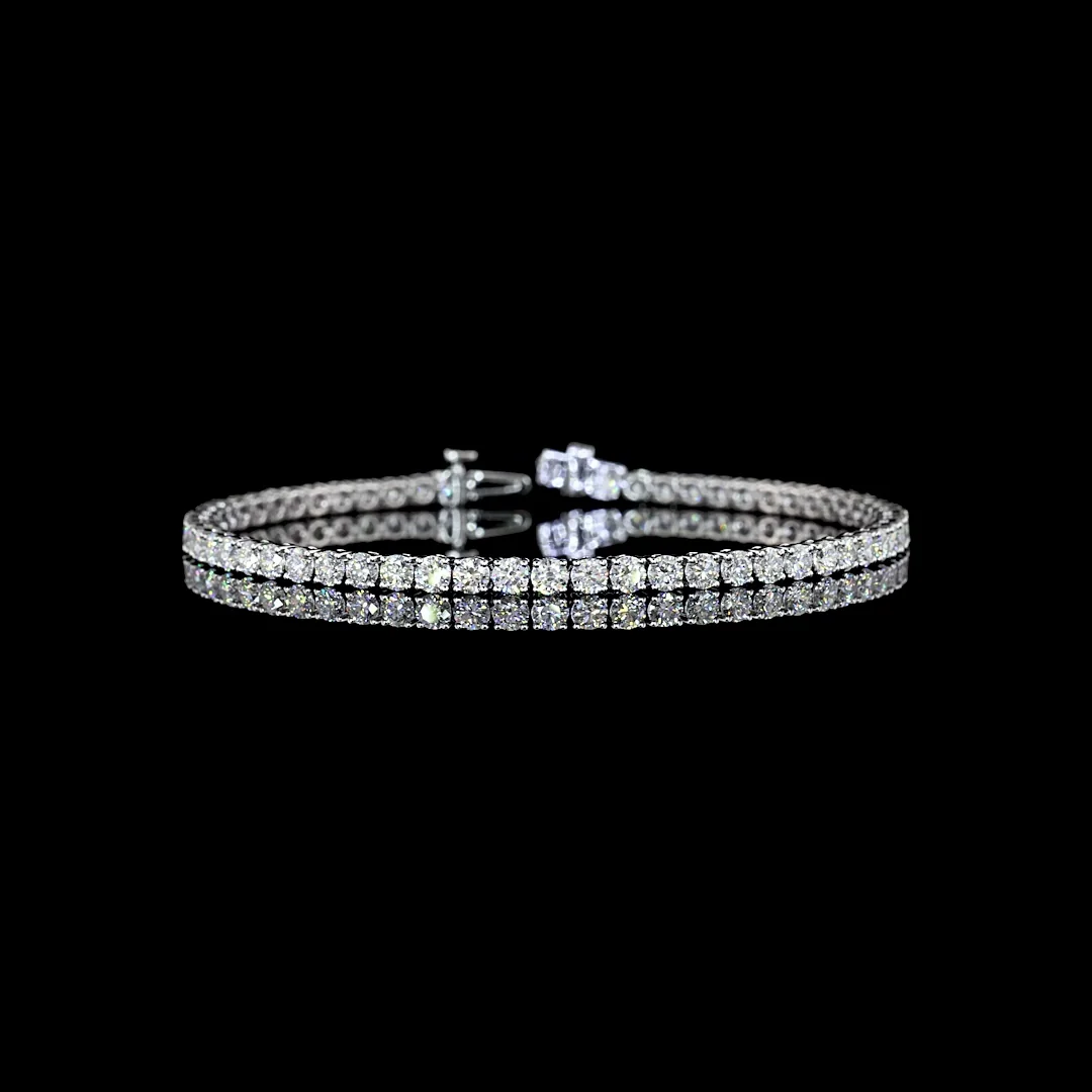 5.22 Cts 14k White Gold Round Shape Tennis Bracelet - Video