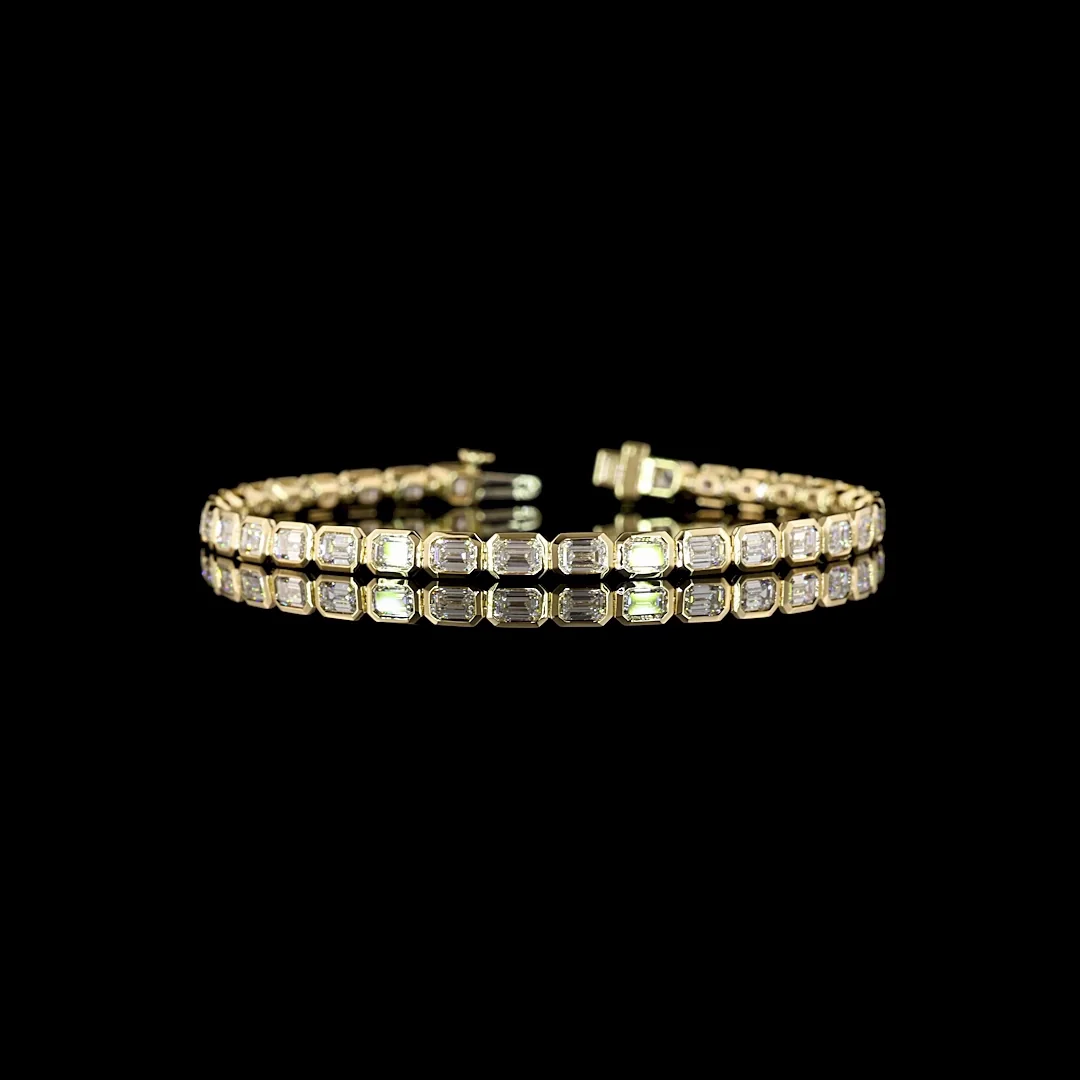 6.38 Cts 14k Yellow Gold Emerald Shape Tennis Bracelet - Video