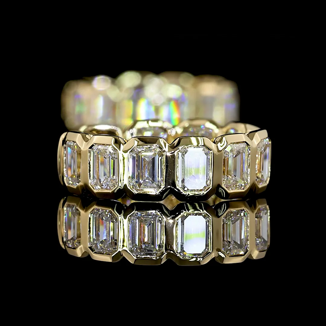 1.98 Cts 14k Yellow Gold Emerald Shape Huggies Earring - Image 2