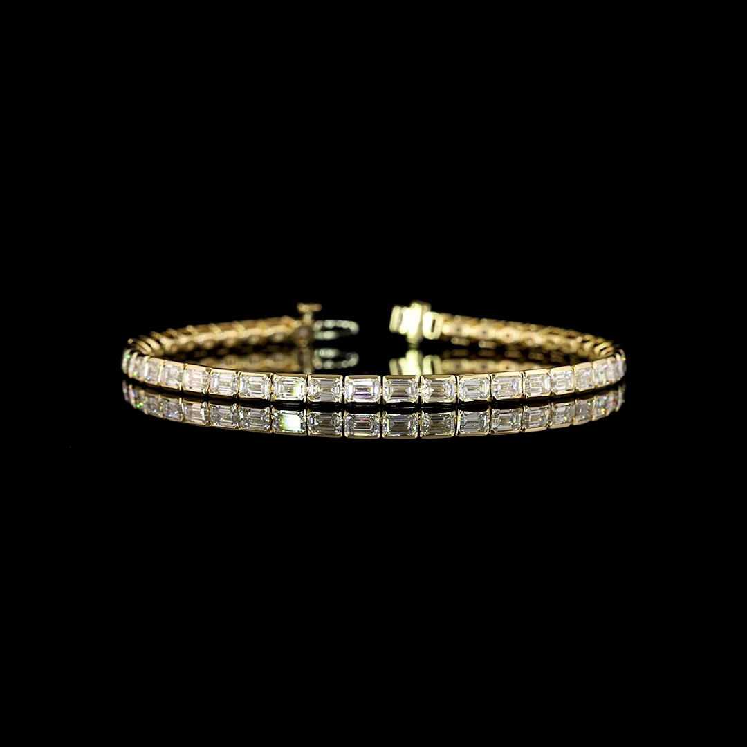 8.44 Cts 14k Yellow Gold Emerald Shape Tennis Bracelet - Video