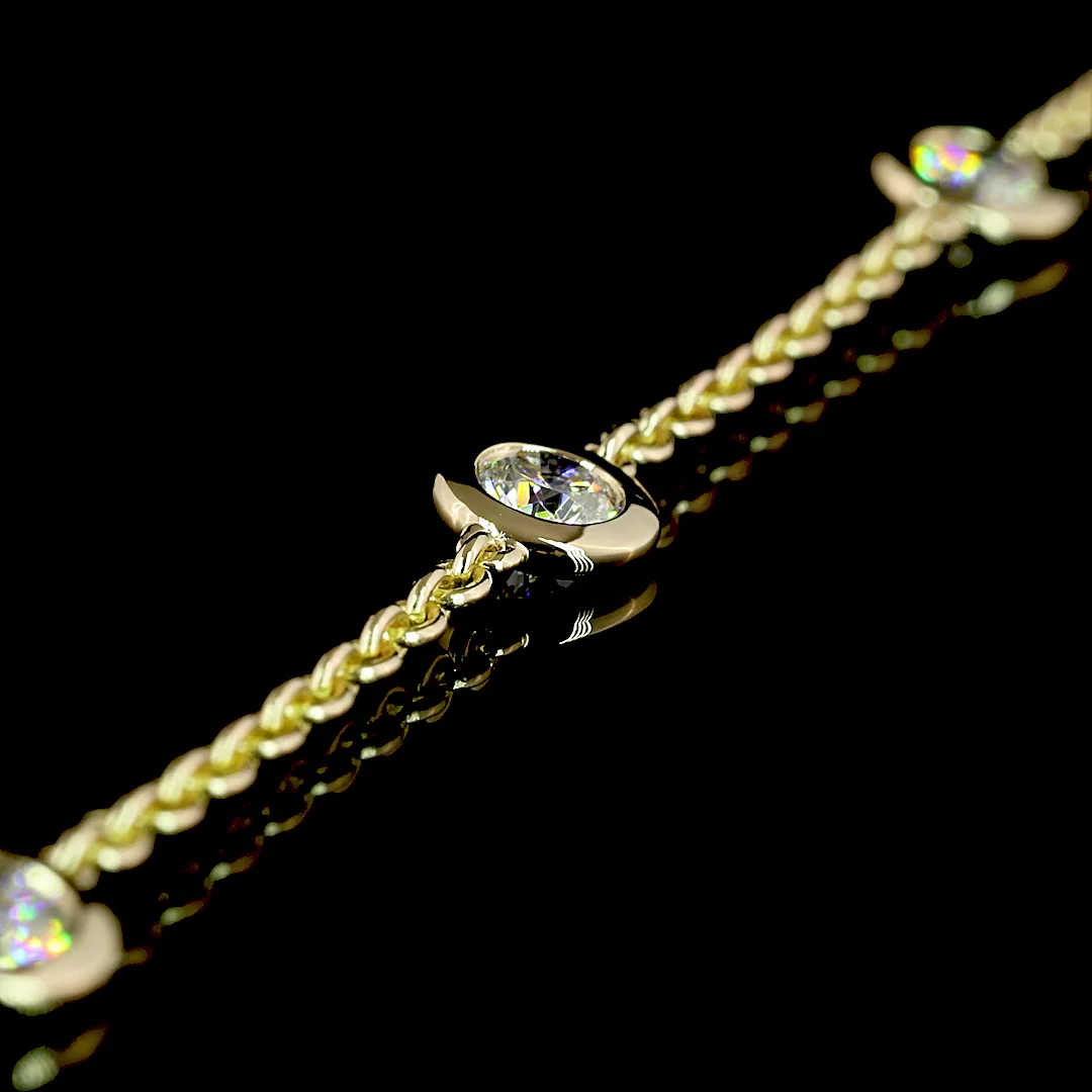 1.53 Cts 14k Yellow Gold Round Shape Station Necklace - Image 2