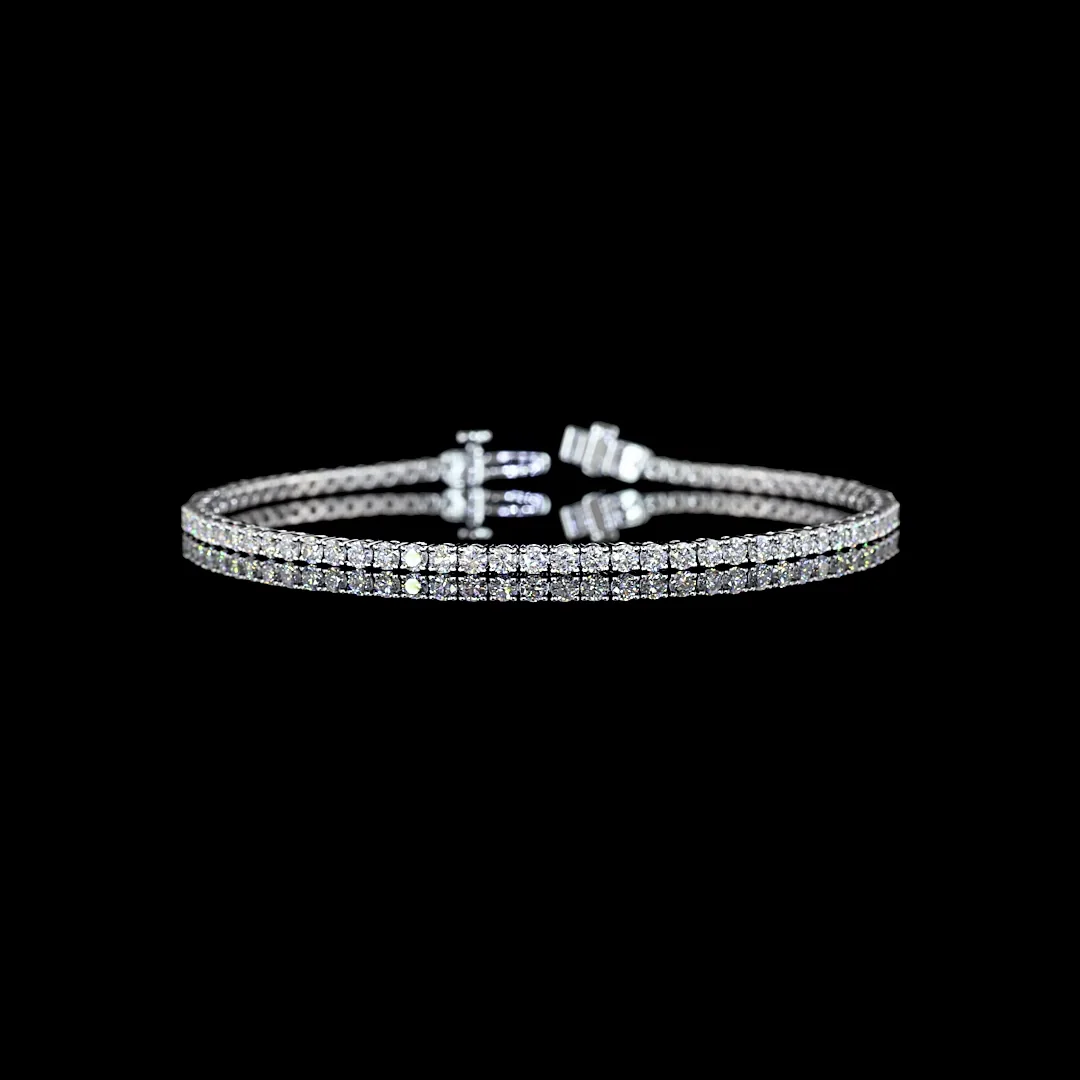 2.98 Cts 14k White Gold Round Shape Tennis Bracelet - Video