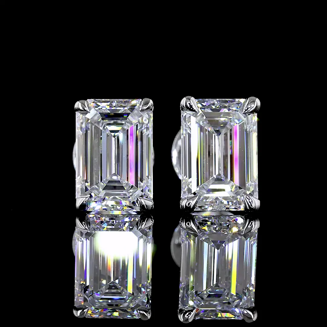 2.01 Cts 14k White Gold Emerald Shape Martini Earring - Video