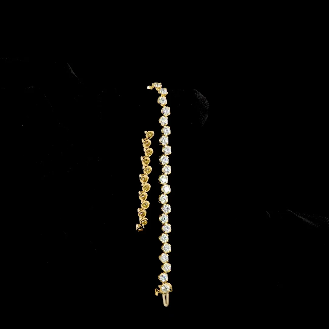 6.76 Cts 18k Yellow Gold Round Shape Tennis Bracelet - Image 3