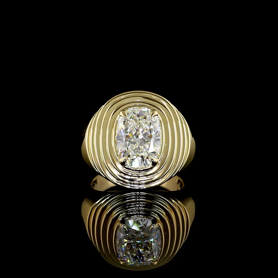 2.67 Cts 14k Yellow Gold Cushion Brilliant Shape Solitaire Ring - Video