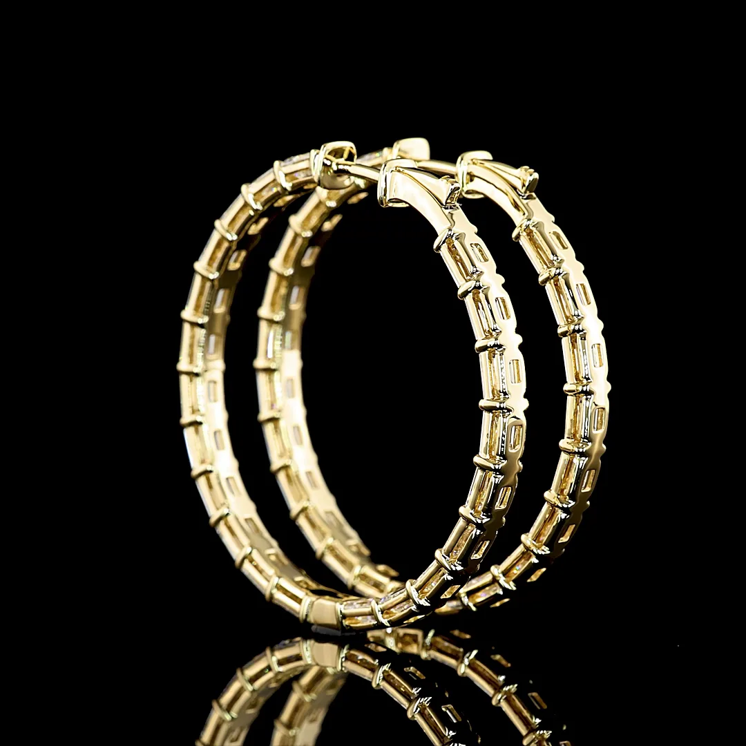 8.08 Cts 14k Yellow Gold Emerald Shape Hoops Earring - Image 4