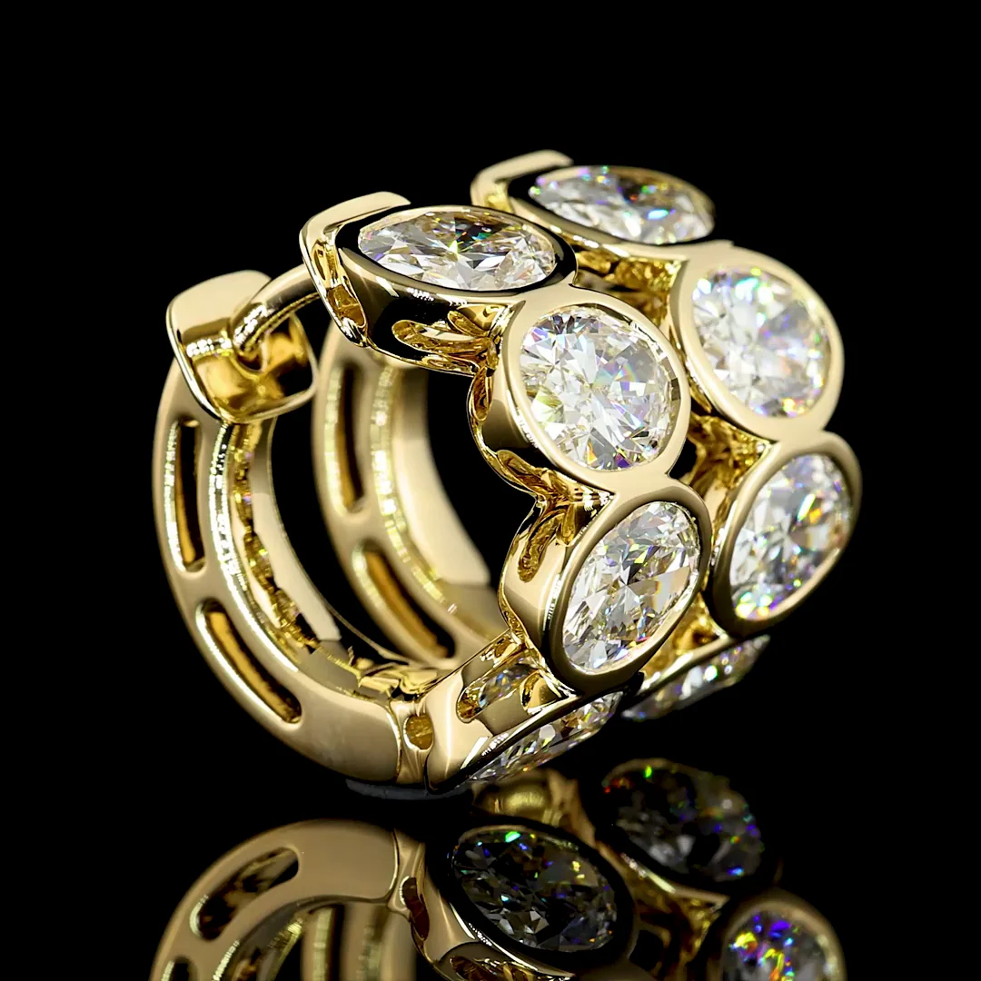 5.02 Cts 14k Yellow Gold Oval Shape Huggies Earring - Video