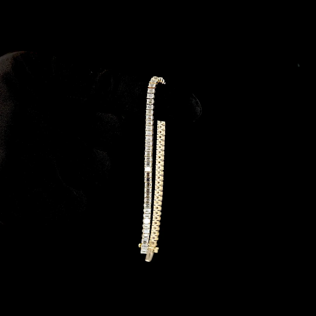 7.09 Cts 14k Yellow Gold Emerald Shape Tennis Bracelet - Image 3