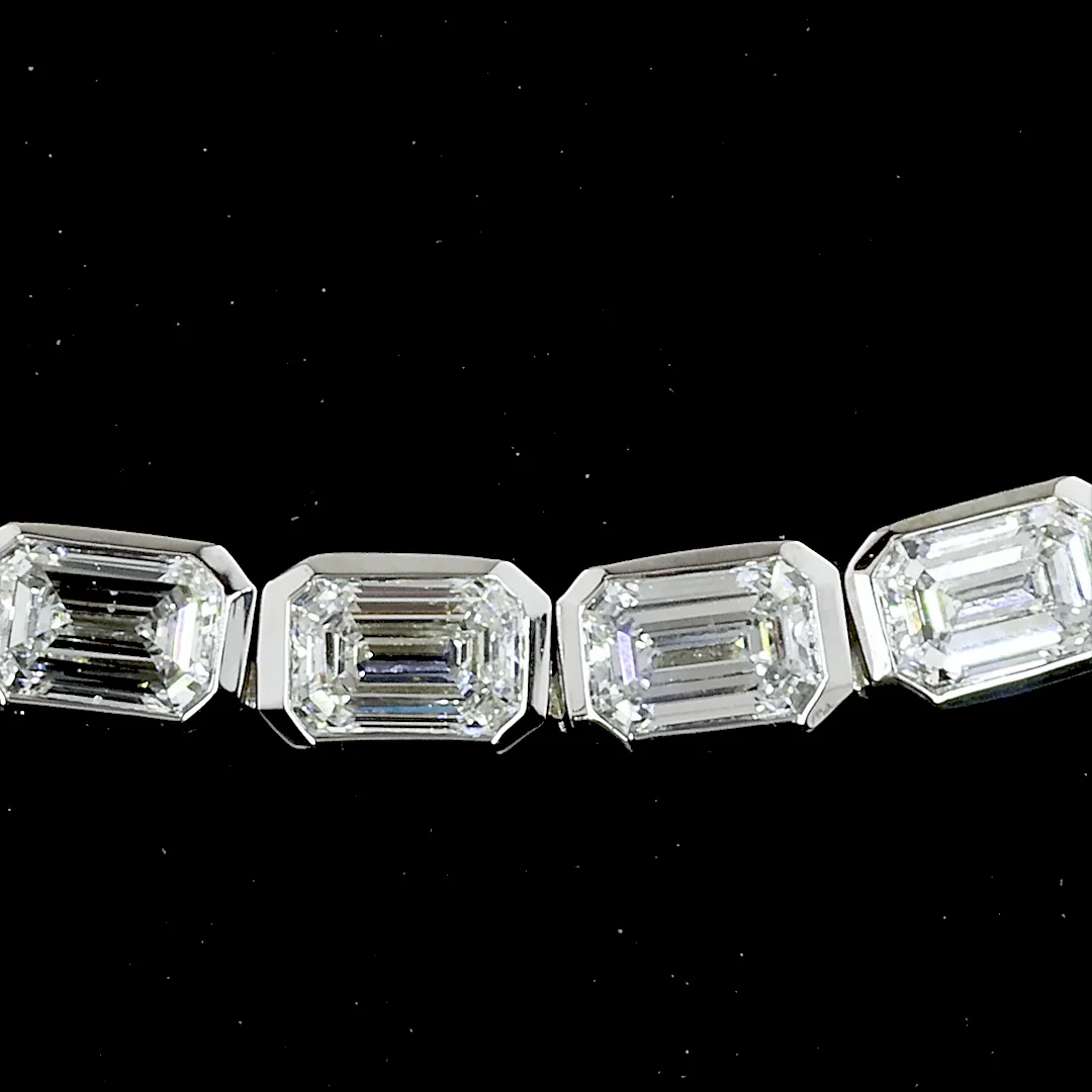 5.44 Cts 14k White Gold Emerald Shape Tennis Necklace - Image 2