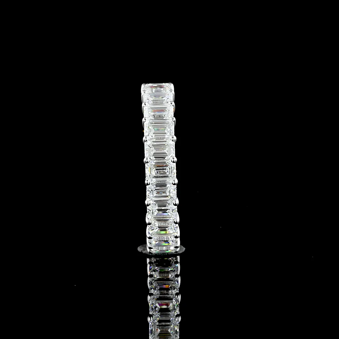 2.08 Cts 14k White Gold Emerald Shape Half Eternity Eternity Band - Image 4