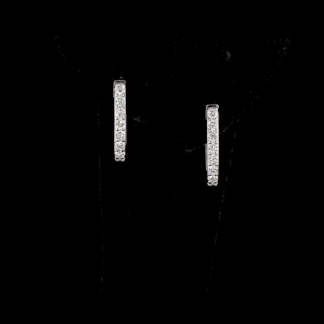 0.29 Cts 18k White Gold Round Shape Huggies Earring - Video