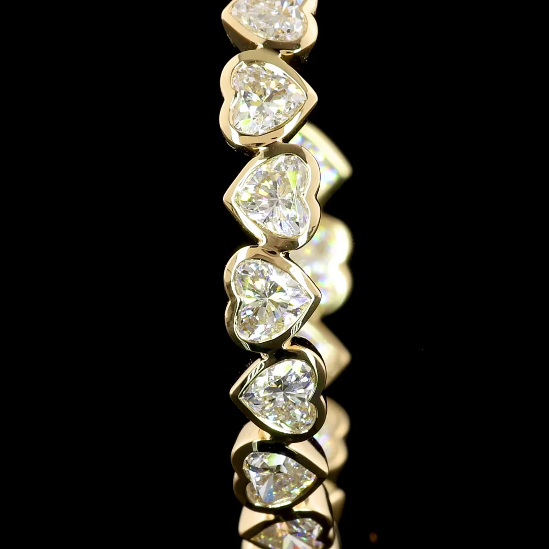 4.27 Cts 14k Yellow Gold Heart Shape C Hoops Earring - Image 3