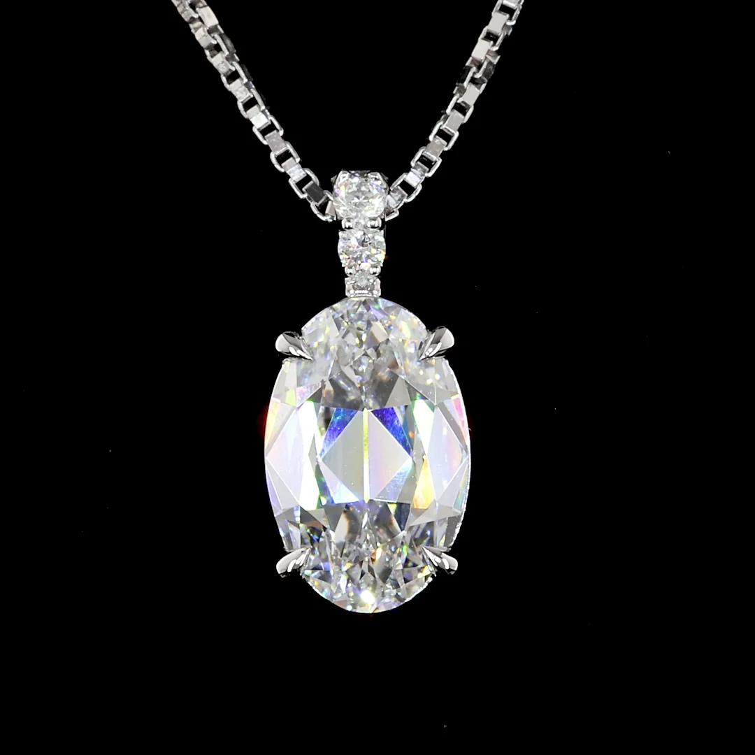 2.07 Cts 14k White Gold Antique Oval Shape Pendant Pendant - Image 2