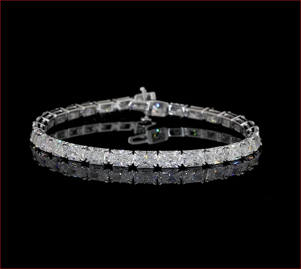 15.57 Cts 14k White Gold Radiant Shape Tennis Bracelet - Video