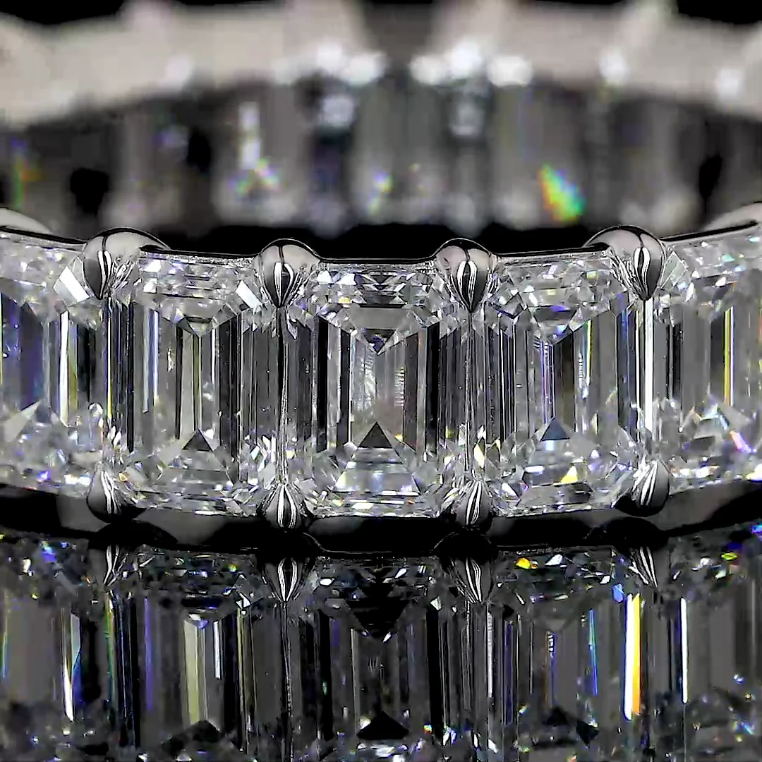 8.71 Cts 18k White Gold Emerald Shape Eternity Band Eternity Band - Image 2