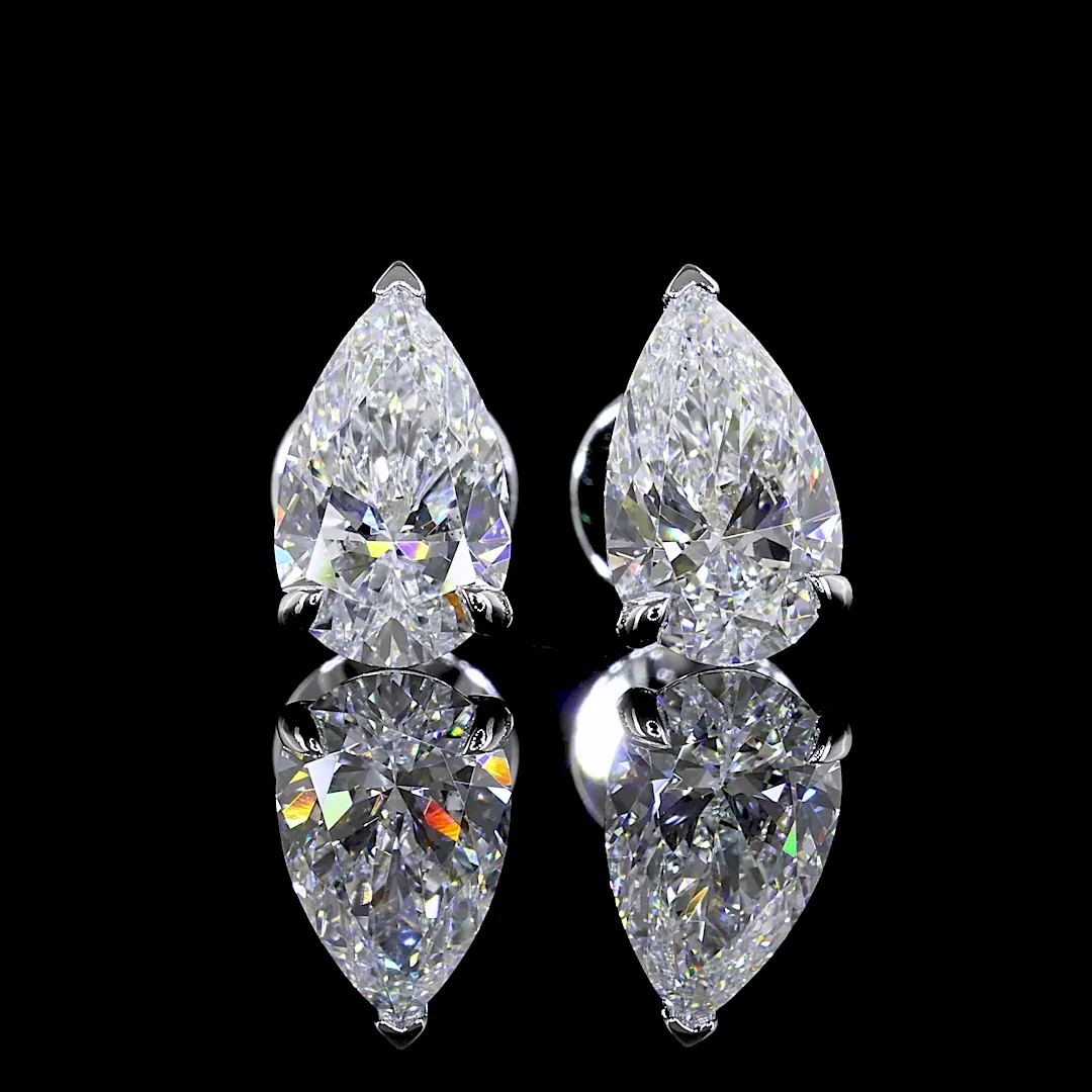 1.47 Cts 14k White Gold Pear Shape Studs Earring
