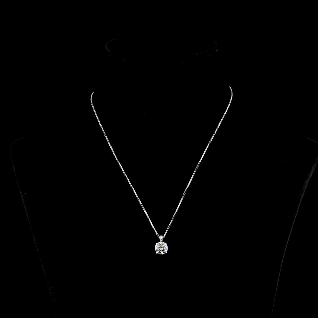 2.15 Cts 14k White Gold Round Shape Pendant Pendant