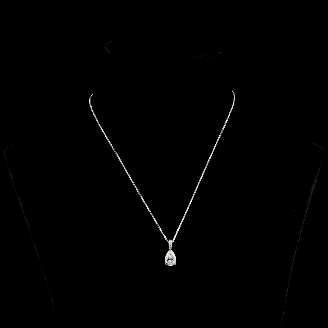 1.86 Cts 14k White Gold Pear Shape Pendant Pendant
