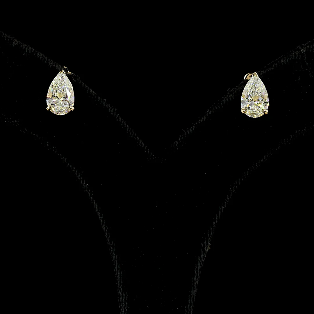 2.44 Cts 14k Yellow Gold Pear Shape Studs Earring