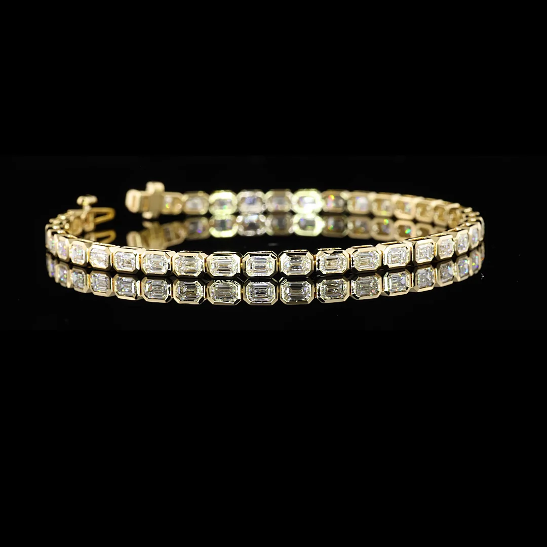 4.95 Cts 14k Yellow Gold Emerald Shape Tennis Bracelet